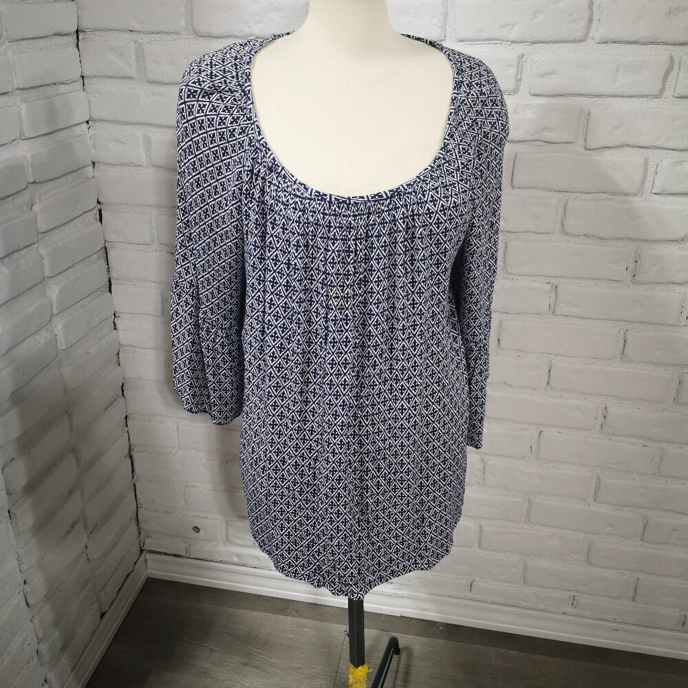 Talbots Ladies Size 2X Navy & White Pattern Loose Fit Made in India Blouse